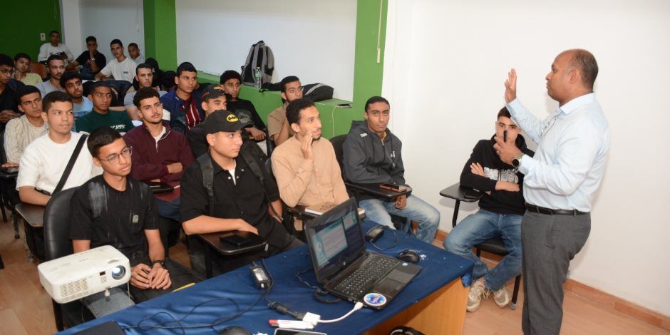 "معسكر الابتكار الاجتماعي"، ورشة عمل بمنظمة خريجى الأزهر بالتعاون مع "إنجاز مصر"