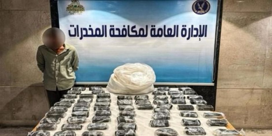 مصرع عنصرين شديدي الخطورة وضبط بؤر إجرامية لترويج المخدرات والأسلحة في أسوان وعدة محافظات