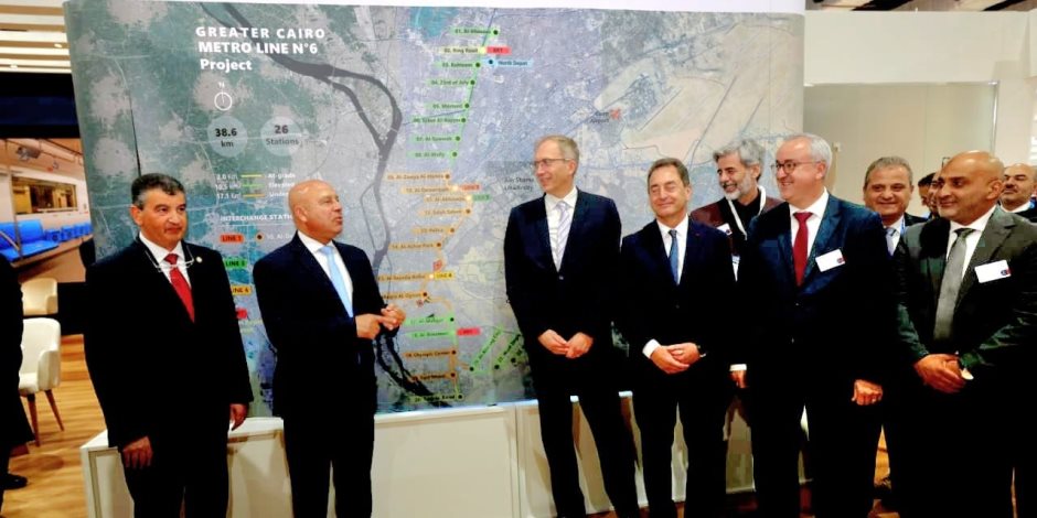 وزير الصناعة والنقل يشهد تسليم مسار الخط السادس لمترو أنفاق القاهرة الكبرى 
