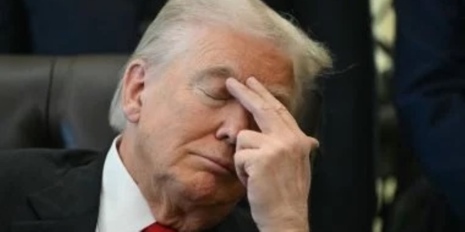 ترامب يحارب النوم فى فعالية بالبيت الأبيض.. وتساؤلات جديدة حول صحته..فيديو