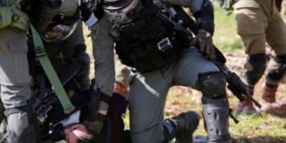 اعتقالات ومداهمات للإحتلال الإسرائيلي فى الضفة الغربية