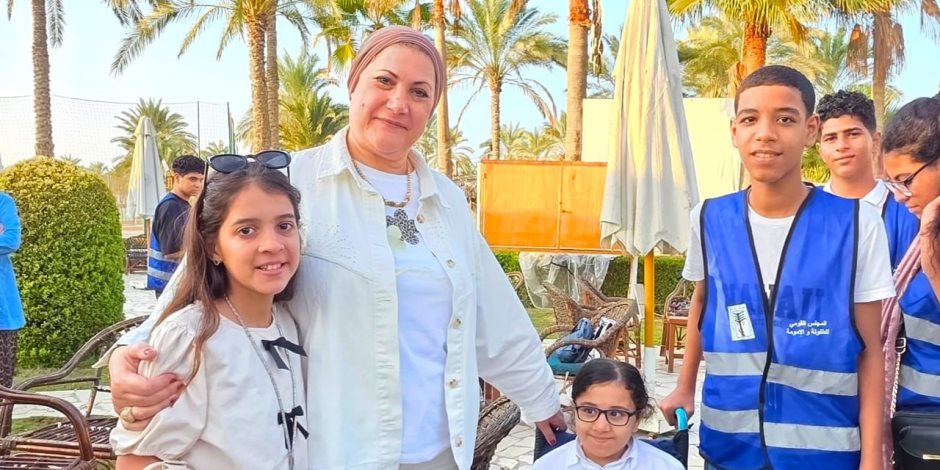 .سحر السنباطي تصطحب ٣٠ طفلًا وطفلة من سفراء المجلس للاحتفال بأعياد الطفولة بمحافظة شمال سيناء