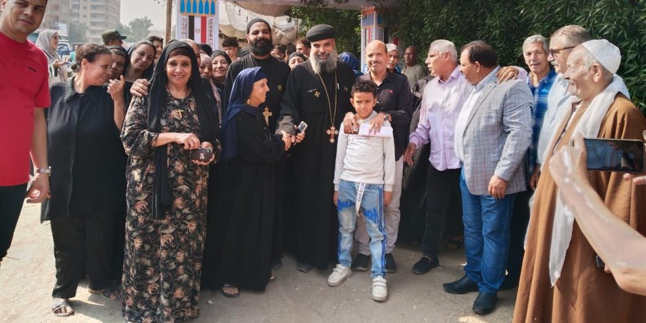 المشاركة الانتخابية تجمع المصريين فى قلب الجيزة.. صور