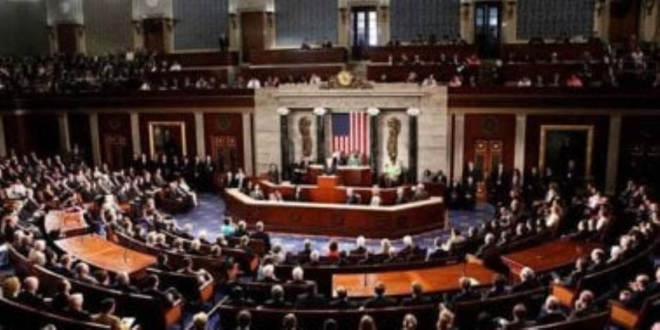 بعد 40 يوما .. مجلس الشيوخ الأمريكي يقر مشروع قانون تمويل الحكومة لإنهاء الإغلاق الحكومى