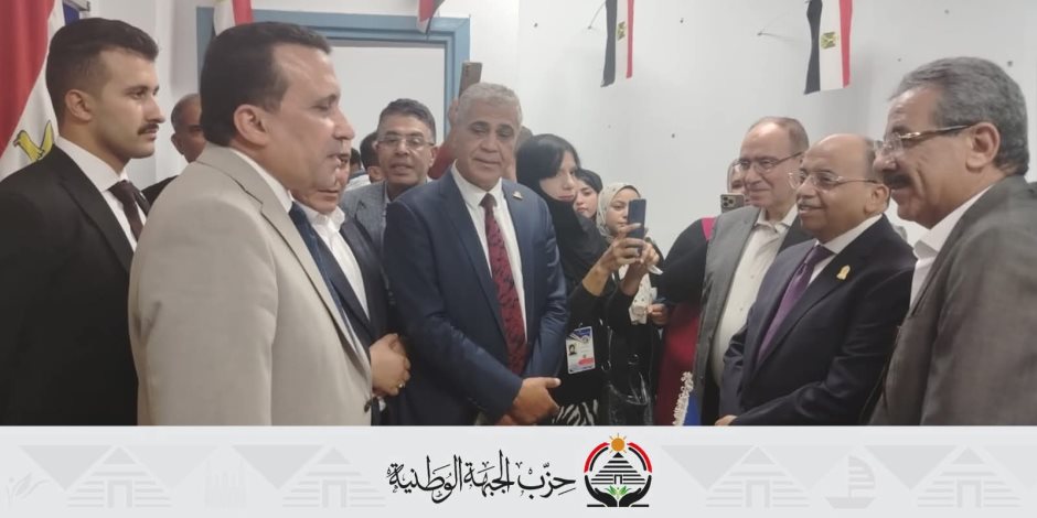 شعراوي وعماد حسين يتفقدان الحشد أمام لجان الاقتراع بالبحيرة قبل غلق باب التصويت  