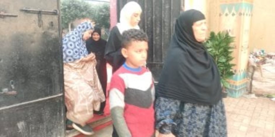 فى لجان الهرم.. السيدات يتصدرن المشهد للتصويت بانتخابات النواب