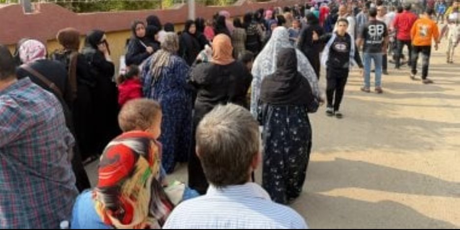 توافد الناخبين على لجان منشأة القناطر مع انطلاق انتخابات مجلس النواب