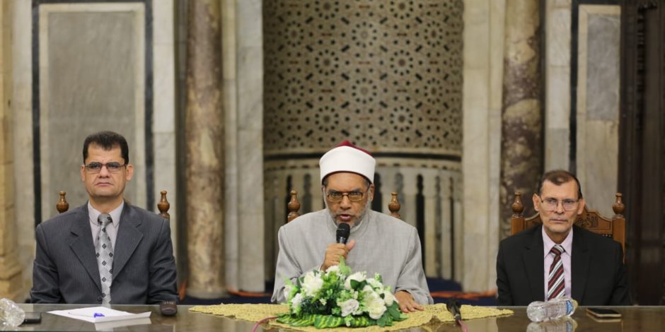 غدا الأربعاء.. انطلاق حفل تخرج الطلاب الوافدين لعام ٢٠٢٥ بمركز الأزهر للمؤتمرات