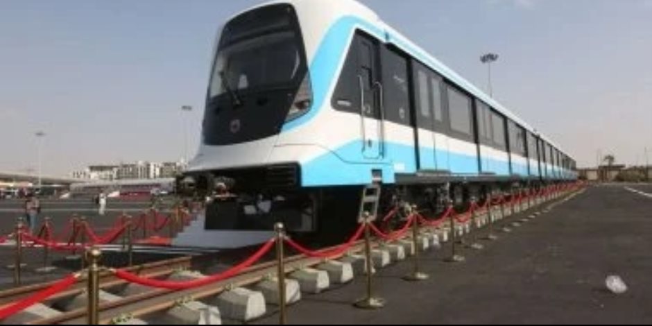 نيوزويك الأمريكية : القطاران السريع والإقليمى إنجازان رئيسيان لمصر