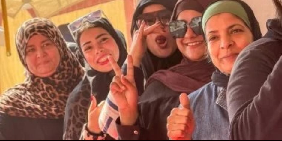 سيدات مصر فى طوابير انتخابات النواب بالشيخ زايد
