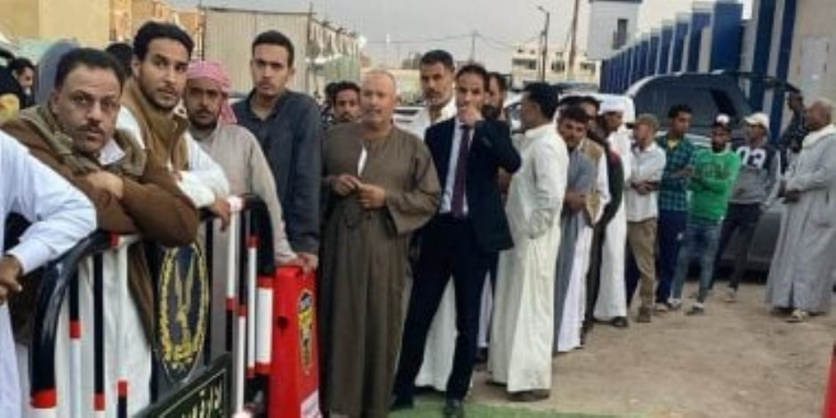 إقبال ملحوظ بلجان مطروح ومساعدة كبار السن فى اليوم الثانى لانتخابات مجلس النواب