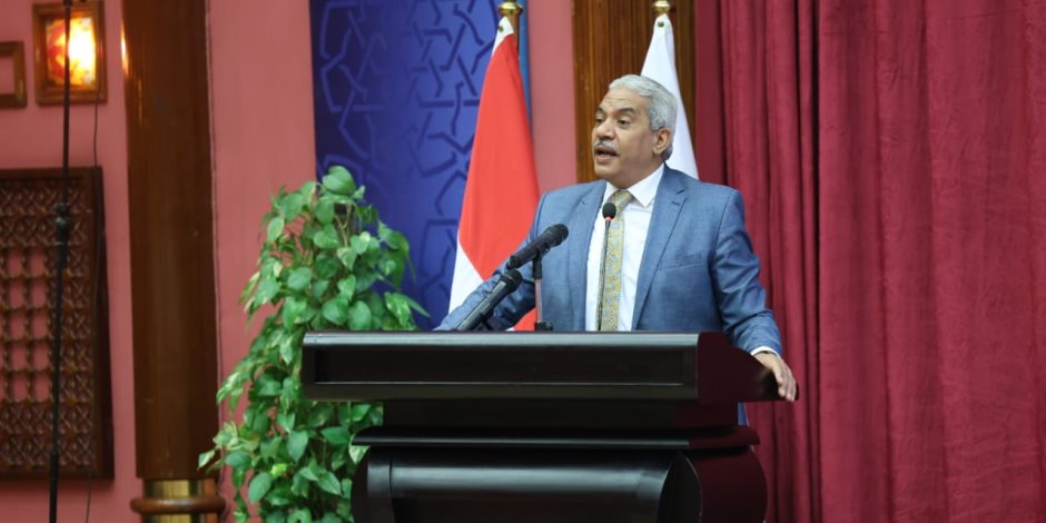 نائب رئيس الجامعة: الأزهر منارة عالمية ورمز للوسطية والسلام
