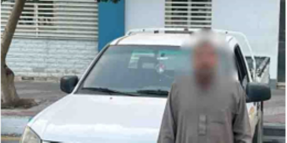  ضبط سائق سيارة "ربع نقل" بآداء حركات إستعراضية بالإسكندرية