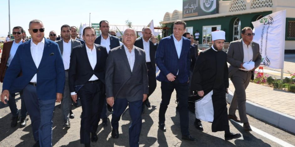 نائب رئيس مجلس الوزراء ووزراء الأوقاف والزراعة والإسكان يشهدون افتتاح المنطقة الإدارية والخدمية بمدينة الطور