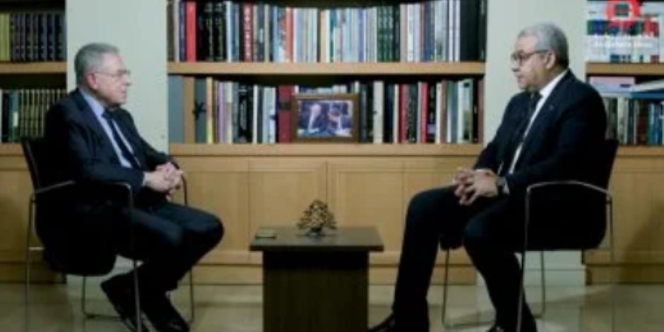 السنيورة: حزب الله فرض سلطته على لبنان وحوّل مرجعيته إلى طهران