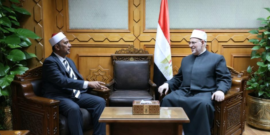 وكيل الأزهر يلتقي وزير الشؤون الدينية بماليزيا لبحث سبل تعزيز التعاون في التعليم والدعوة