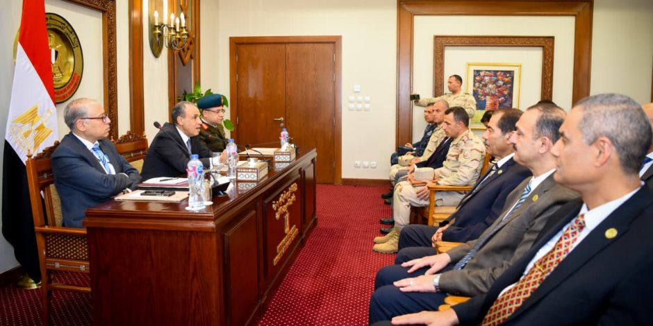 وزير الخارجية يستقبل الدارسين الأجانب فى وفد كلية الدفاع الوطني بالأكاديمية العسكرية للدراسات العليا والاستراتيجية 