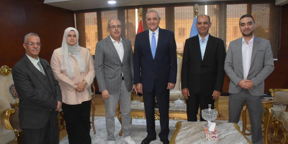 مسئولو قطاع الإسكان والمرافق  يزورون محافظة الغربية لتقديم الدعم الفني ومتابعة المشروعات