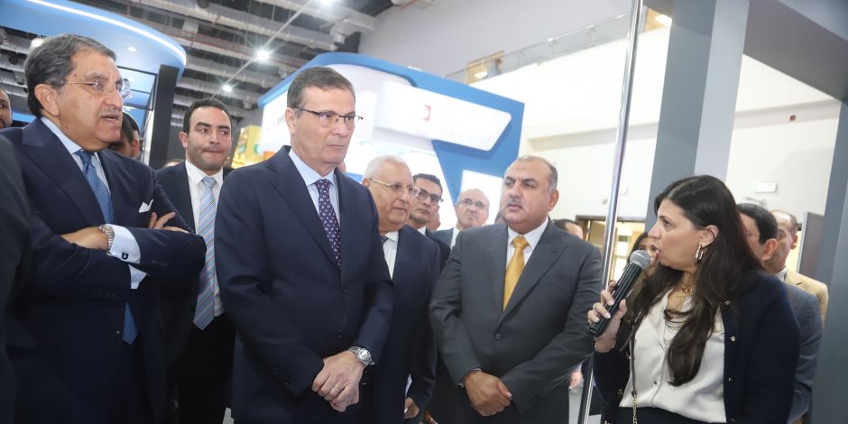 وزير الزراعة يتفقد جناح "إي فاينانس" بمعرض القاهرة الدولي للتكنولوجيا" ويثمن جهود التحول الرقمي في القطاع الزراعي