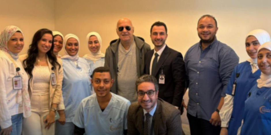 بعد تعافيه.. الموسيقار عمر خيرت يغادر المستشفى ويتوجه بالشكر للرئيس السيسي