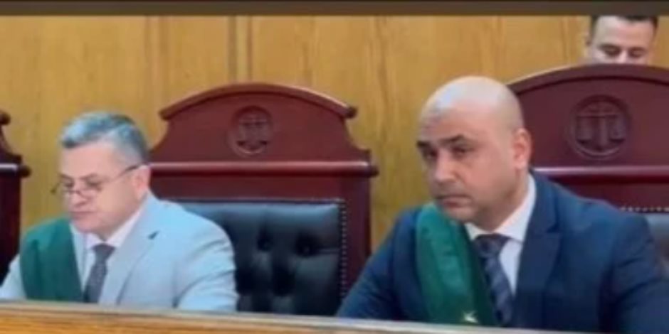 تأييد منع رئيس مصر للمقاصة السابق من التصرف فى أمواله