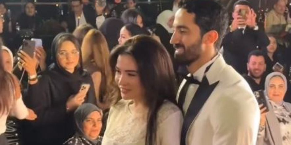 نجوم الفن يحتفلون بـ مي عز الدين: زغاريد من هالة صدقي وأغنية رامي صبري