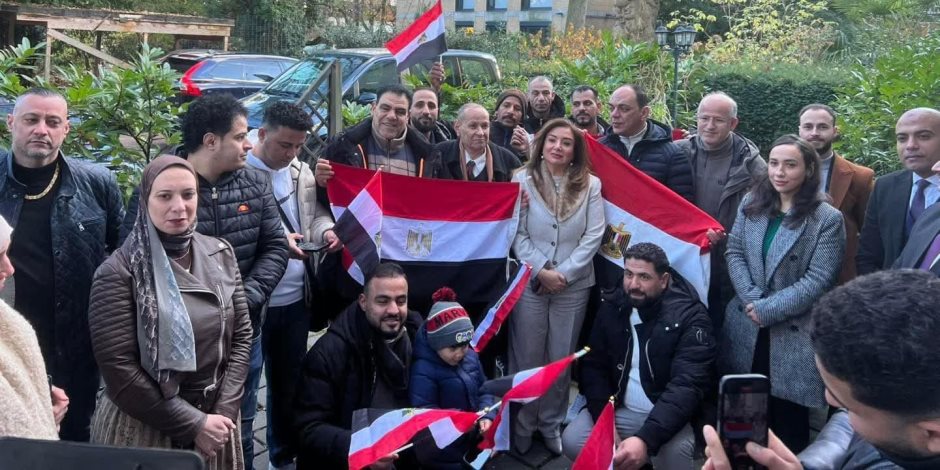 المصريون في ألمانيا يواصلون الإدلاء بأصواتهم في أول أيام تصويت المصريين بالخارج في انتخابات مجلس النواب 2025