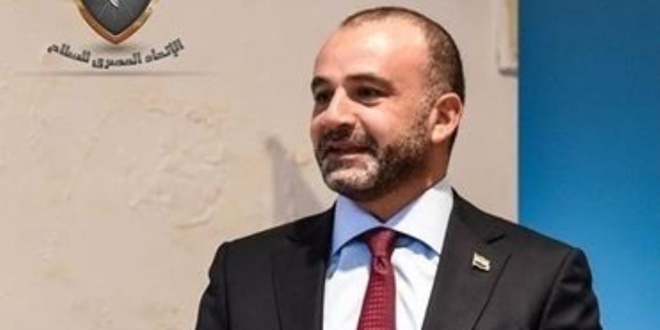  عبد المنعم الحسينى أول مصرى يتولى رئاسة الاتحاد الدولى للسلاح.. ووزير الرياضة: إنجاز جديد للمصريين