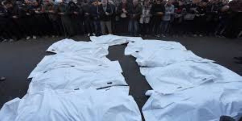 أزمة التعرف على الجثث في غزة.. والأدلة الجنائية تؤكد صعوبة تحديد هويات الشهداء بعد تسلم 330 جثمانا من إسرائيل