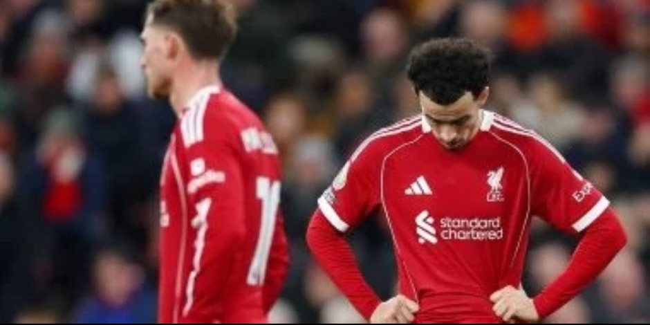 بعد الهزيمة الثقيلة امام نوتينجهام فورست .. ليفربول يمنج سلوت فرصة أخيرة حتي يناير 