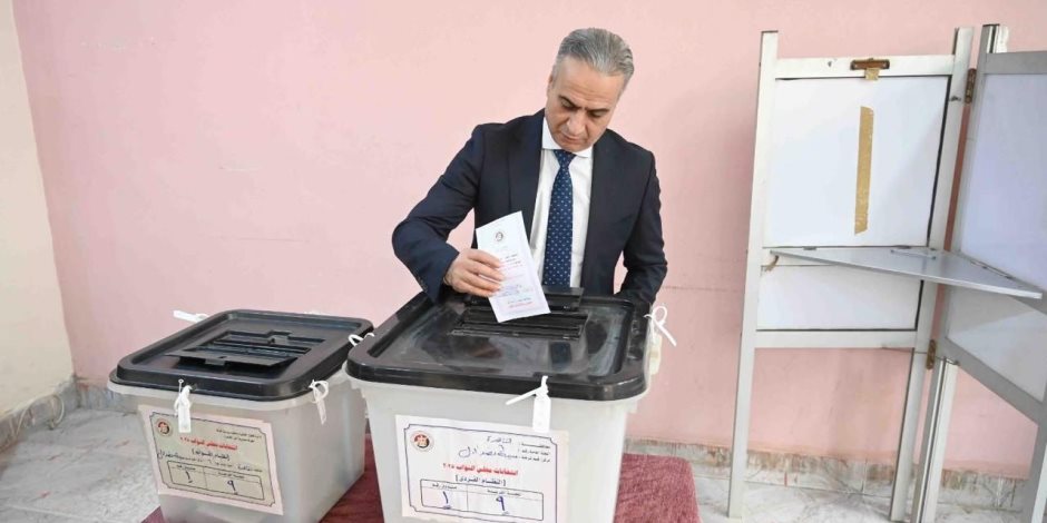 رئيس جهاز حماية المستهلك يُدلى بصوته فى انتخابات مجلس النواب 2025