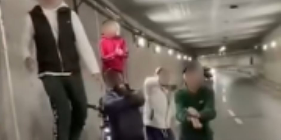 كشف ملابسات فيديو لرقص مجموعة من سائقي الدراجات النارية داخل نفق بالشرقية