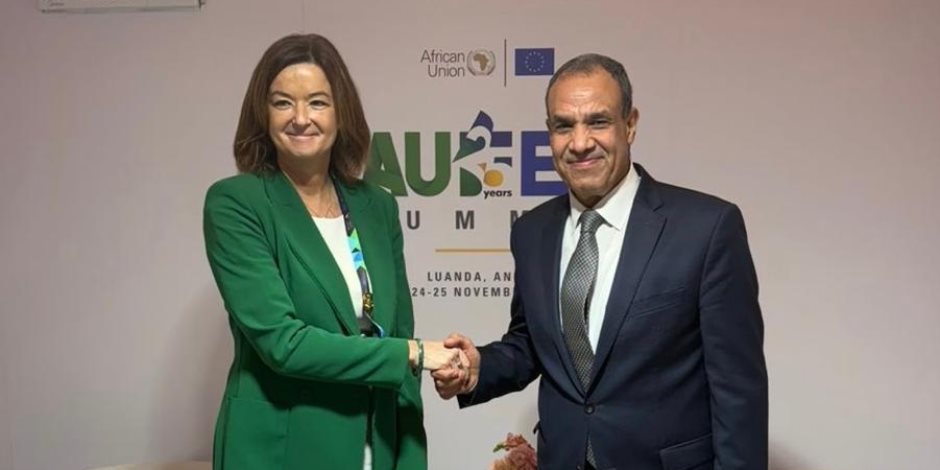 وزير الخارجية يلتقي وزيرة خارجية سلوفينيا 