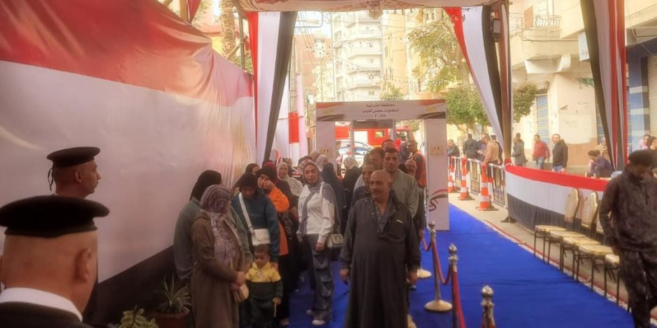 منذ الصباح الباكر و فور فتح باب التصويت … توافد المواطنين للمشاركة في انتخابات مجلس النواب بفاقوس الشرقية  