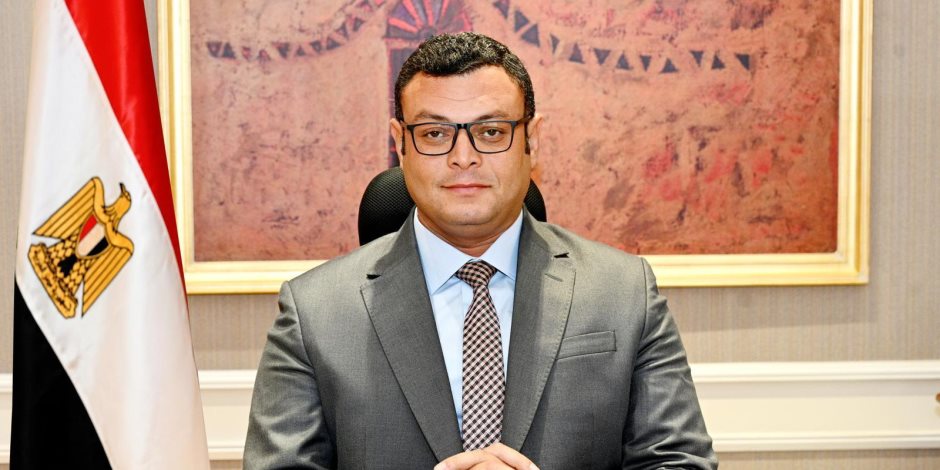 وزارة الإسكان: بدء المرحلة السابعة من خطة توصيل التيار الكهربائي الدائم لقطع أراضي بيت الوطن