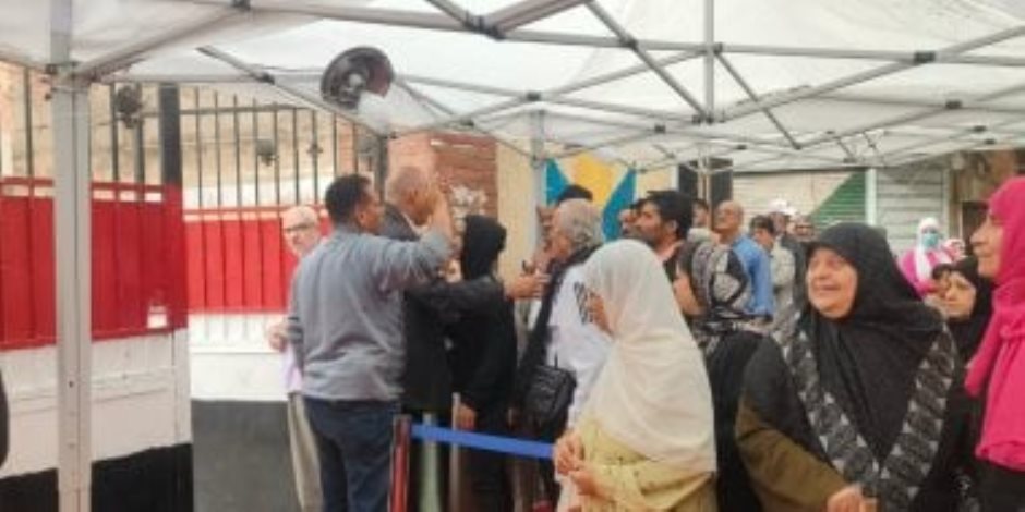 إقبالا كثيفا للناخبين على لجان السيدة زينب في أول أيام انتخابات النواب 2025