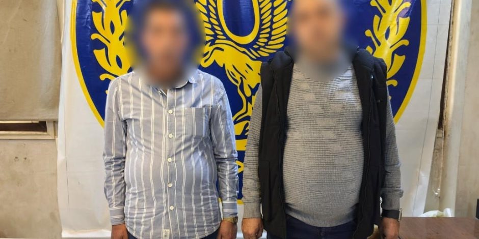 ضبط شخصين بحوزتهما مبالغ مالية لشراء أصوات الناخبين بالقاهرة