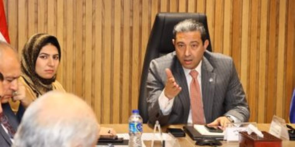 محافظ دمياط يتابع عملية التصويت بجميع المراكز والمدن فى اليوم الثانى للانتخابات