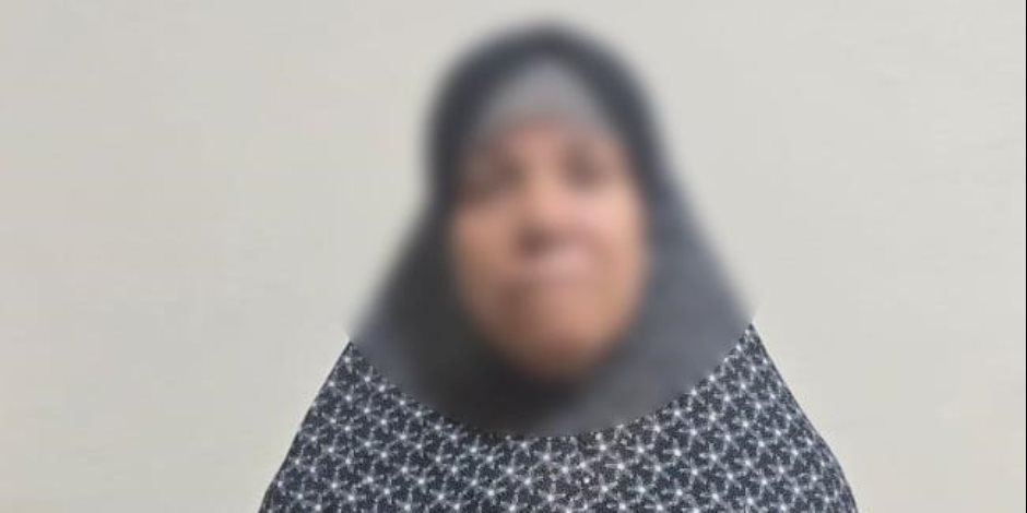 ضبط سيدة فى السنطة بحوزتها كروت دعائية لمرشح وتوزيعها على الناخبين 