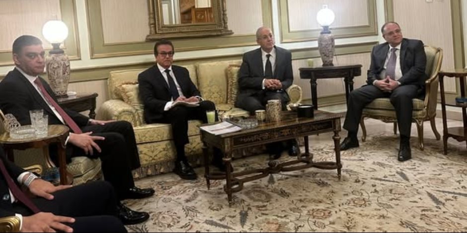 وزير الصحة يلتقي وفد اتحاد الغرف التركية لبحث التعاون الصحي والاستثمار المشترك