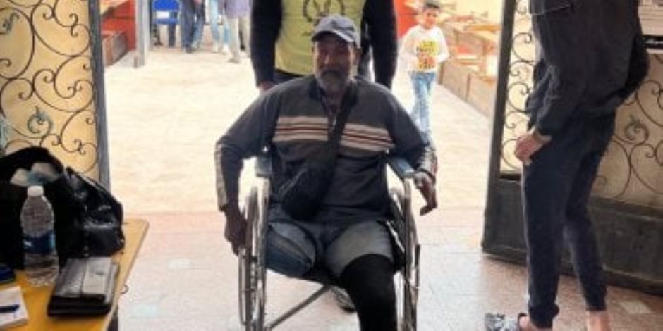 متحدو الإعاقة يتوافدون على لجنة معهد القابوطى ببورسعيد للإدلاء بأصواتهم