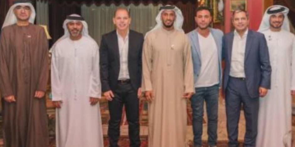 رئيس دولة الإمارات يبعث رسالة خاصة للزعيم عادل إمام.. تعرف عليها