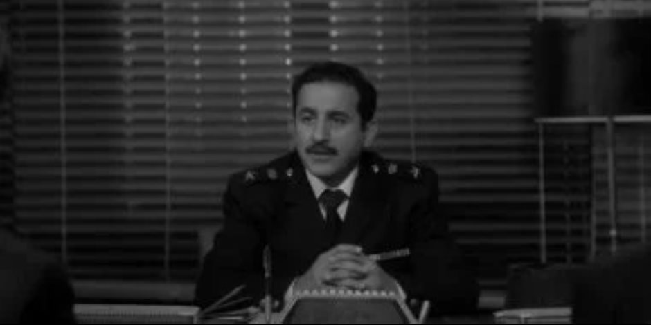 ظهور أحمد حلمي ببدلة ضابط شرطة في برومو فيلم الست لـ منى زكي