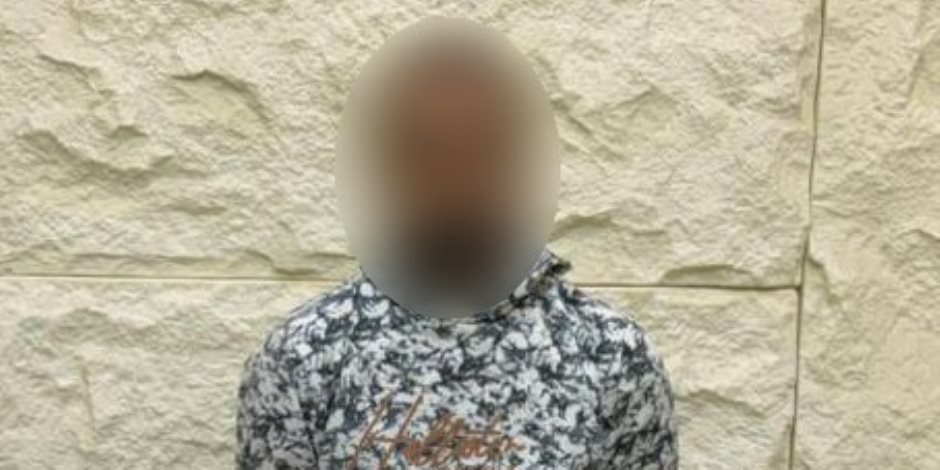 أمن المنيا يضبط مزارع تعدى على عامل بسلاح نارى لخلافات عائلية بينهما 