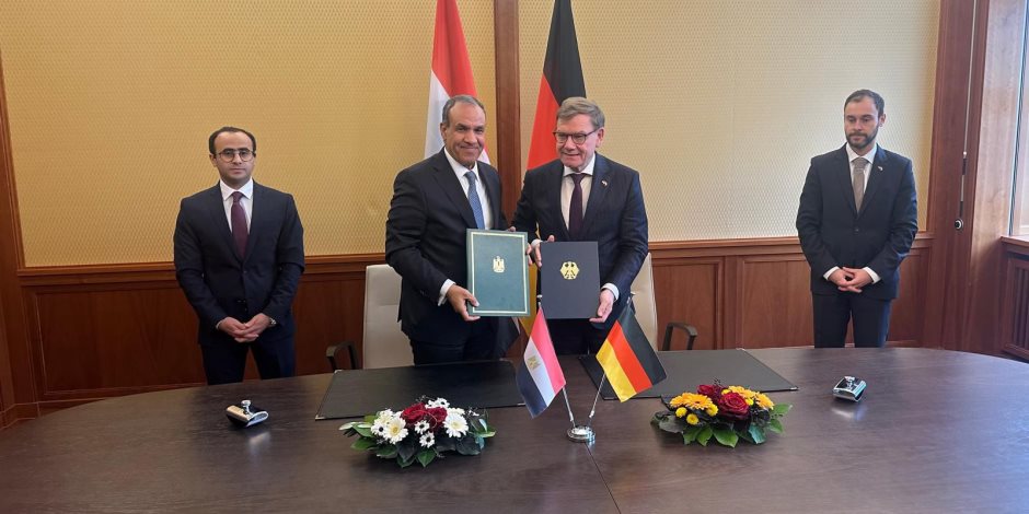 إطلاق مشاورات سياسية بين وزيرا خارجية مصر وألمانيا فى برلين 