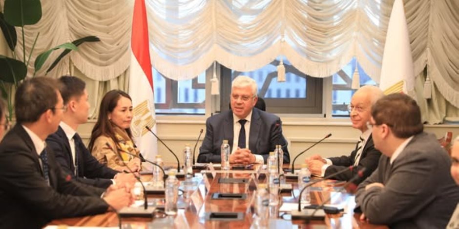 وزير التعليم العالي يبحث سبل التعاون مع هيئة التعاون الدولي اليابانية (جايكا)