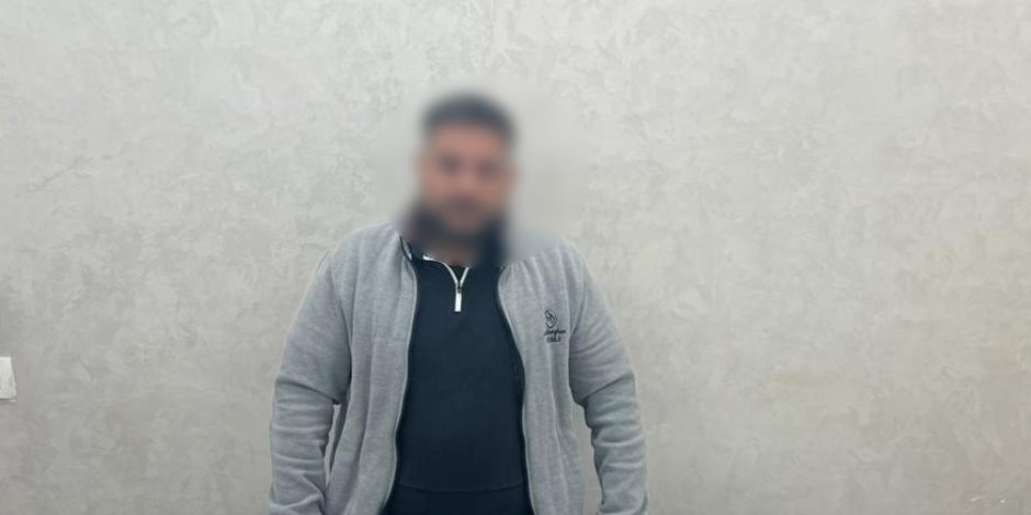 ضبط شخص يحاول شراء الأصوات في مركز شبراخيت بالبحيرة أثناء الانتخابات