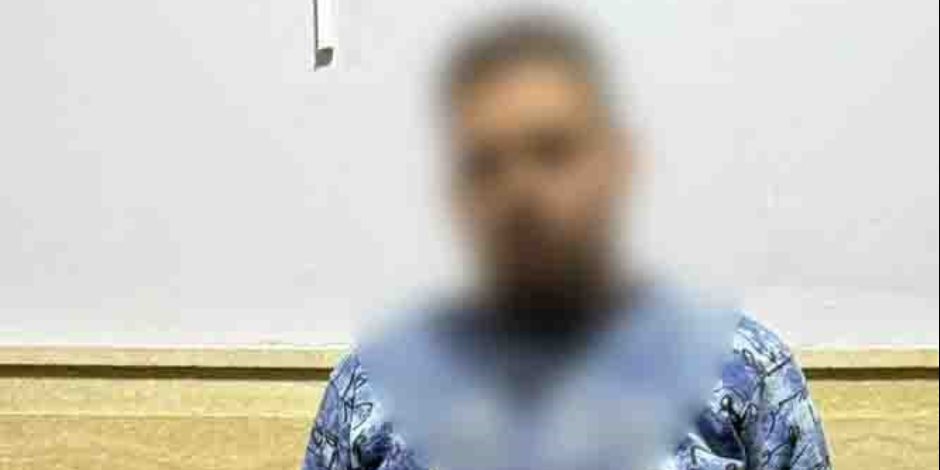 أمن سوهاج يضبط مالك مخزن بمحيط دائرة جهينة بحوزته بطاقات شخصية لمواطنين لدفعهم للتصويت لصالح مرشح