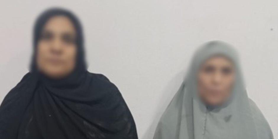 مرشحة تتهم سيدتين بشراء أصوات في سوهاج.. والشرطة: لا مبالغ مالية بحوزتهما