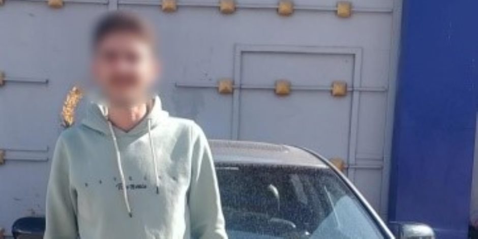 ضبط قائد سيارة ملاكى غافل عامل محطة وهرب بسيارته دون سداد قيمة الوقود فى البحيرة